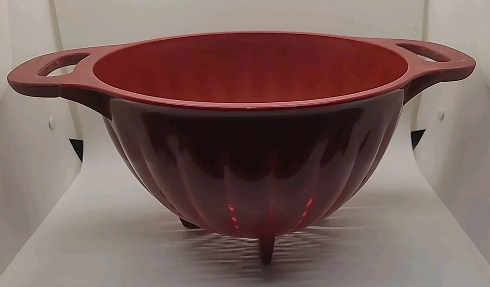 KitchenAid 5 Quart Colander Pink Sangria Dishwasher safe Red Sturdy Well Made - Image 4 of 4