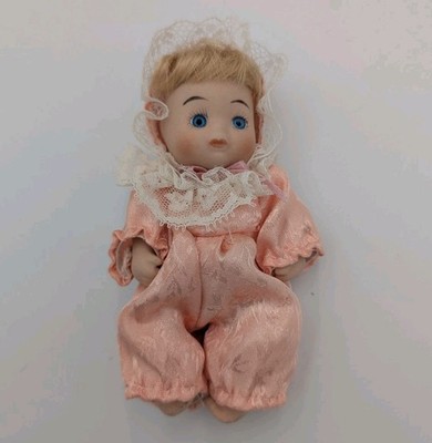 Vintage Geppeddo Baby Girl Mini 5'' Doll Pink Dress Blonde Hair Model 05C022