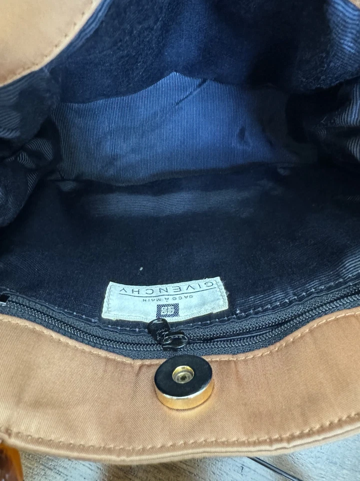 Bolso de mano con logotipo GIVENCHY asa de cuentas marfil Foto 3 de 4