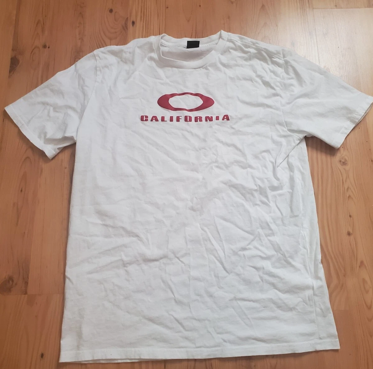 Oakley Surf T Shirt XL Men s White Surfboards California Bike Race
