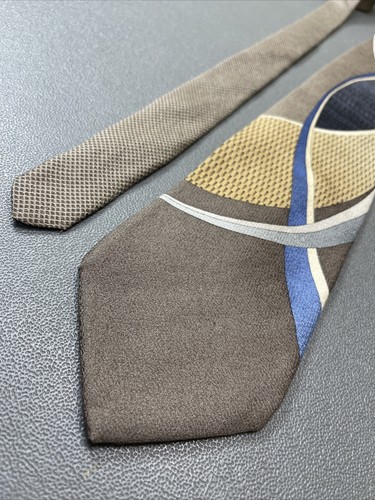 Croft & Barrow Men’s Necktie Brown Blue Gray & Tan Abstract Art 100% Silk Tie - Picture 4 of 12