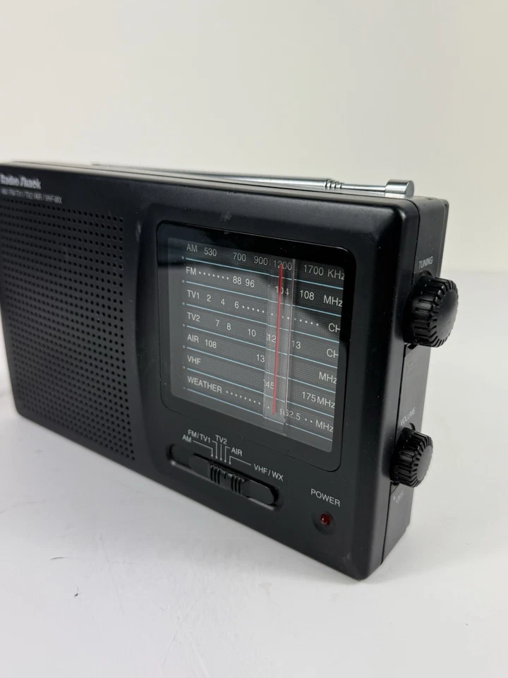 Radio Shack Portable Multiband Radio 12-456 AM/FM TV1 TV2 VHF-WX Black DC PLUG - Image 4 of 4