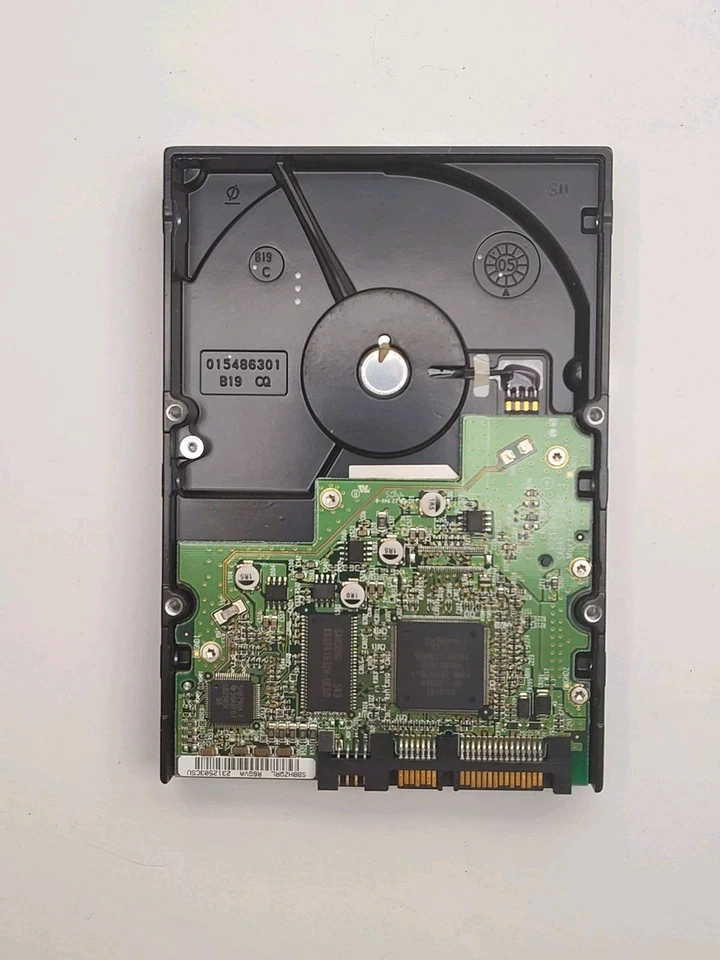 Maxtor DiamondMax 10 6V080E0 6V080E002635A 3.5" 7200RPM 80GB SATA HD Hard Drive - Image 2 of 2