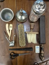 Lotto 4 barbiere vintage rasoio macchinetta affilatore spazzole forbici v. inser