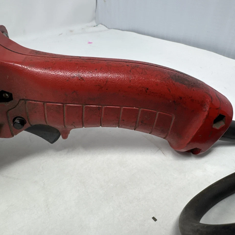 Milwaukee Model 6052 Heavy Duty 9” Sander / Grinder 5500  RPM 13 Amp Working - Image 3 of 4