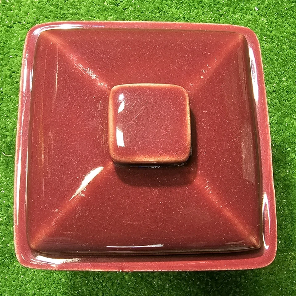 Crate and Barrel Scented Candle Red Ceramic Jar Spiced Apple & Nut 11oz 80 Hrs - Image 4 of 4