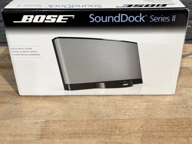 Bose SoundDock Series II 2 Digital Music System Speaker for