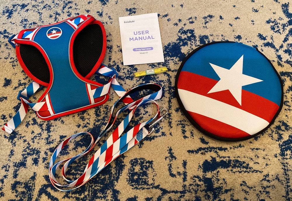 Dog Harness And Leash Set With Bonus Frisbee Toy!!! Brand New Must See!!! Size M