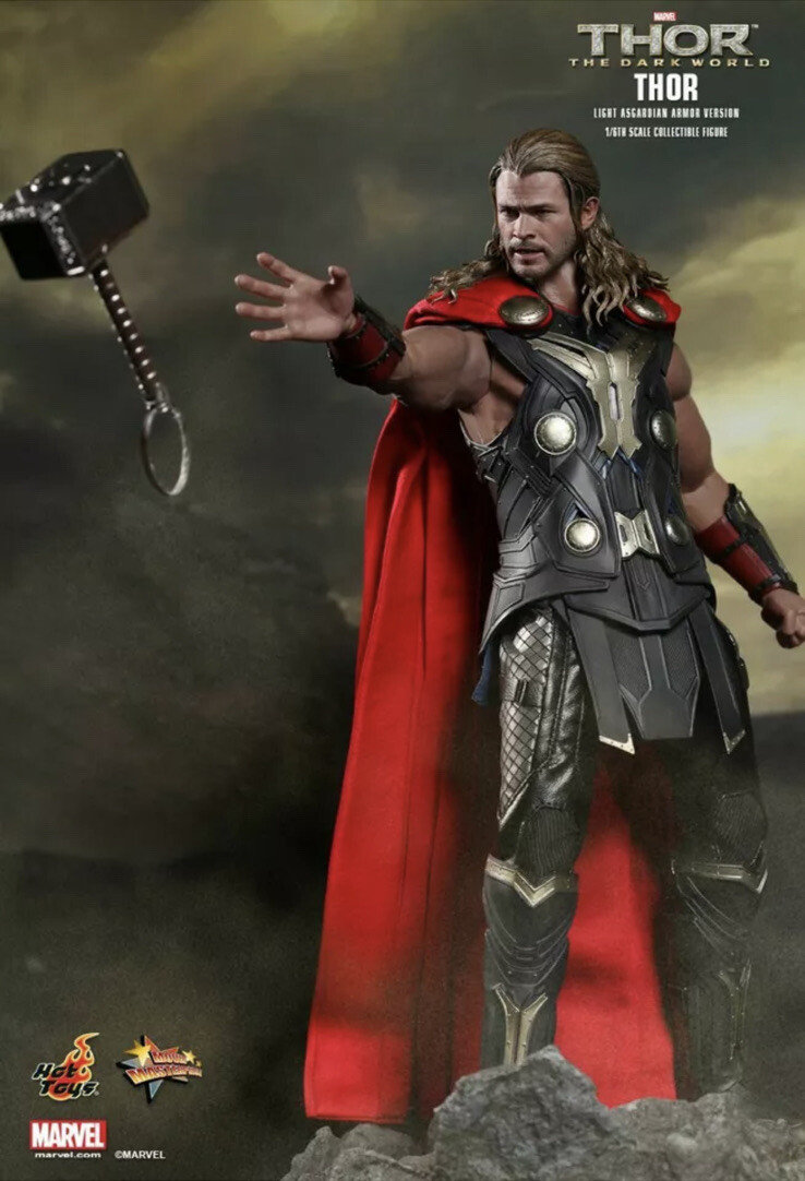 Hot Toys MMS225 Thor: The Dark World (Light Asgardian Armor