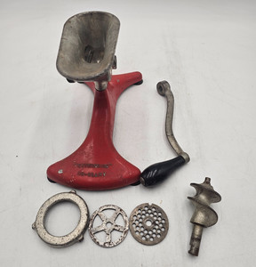 Collectible Enterprise Brand No-Clamp Tabletop Meat Grinder Hand-Crank K-1978
