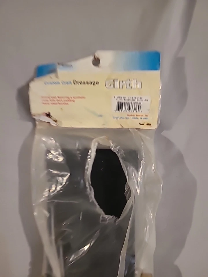 Sillín de doma circunferencia nailon sintético Equi Royal Performers 1er negro talla 30" Foto 4 de 4