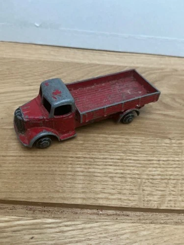 Dinky Diecast Toys Austin Flatbed Truck  in Red, no tyres or tow hook