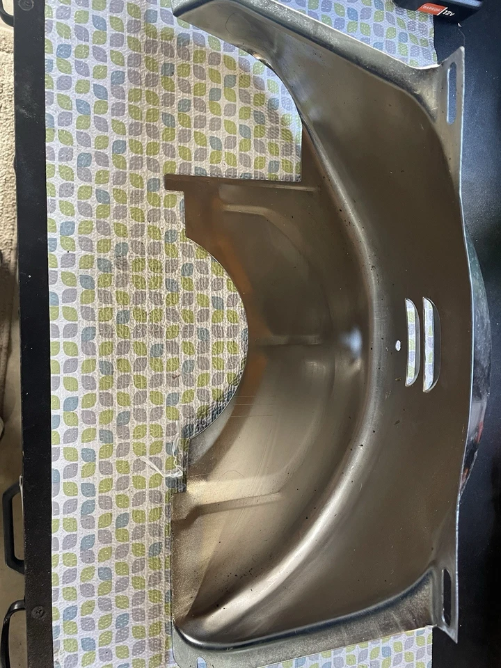 Protector de volante Chevrolet bloque pequeño V-8 Foto 3 de 3