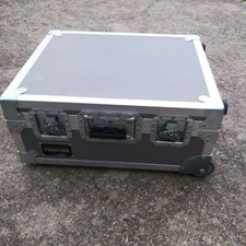 Toshiba 3LCD Data Projector TLP-X21U in Toshiba brand metal case w/ wheels