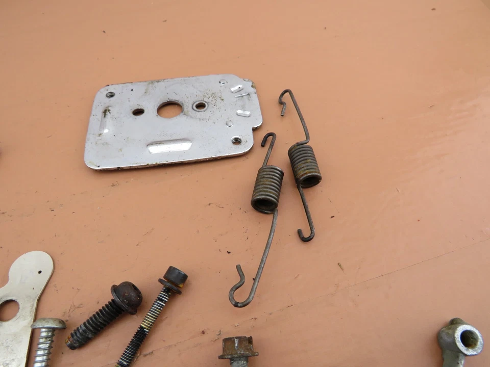 Weed Eater GTI 15T String Trimmer OEM Misc Hardware - Image 3 of 4