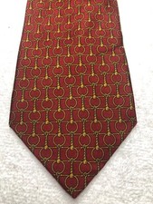 LEWIN AND SONS MENS TIE BURGUNDY WITH GOLD HORSE BIT PATTERN 3.75 X 60