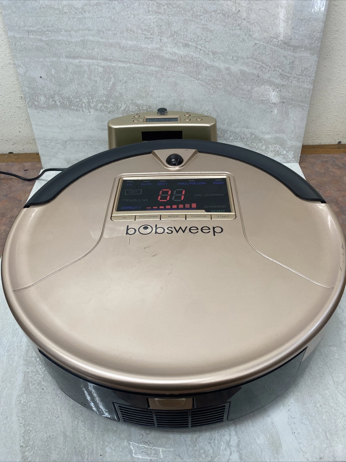 Bobsweep PetHair Robot Vacuum Cleaner and Mop - Champagne (V160F