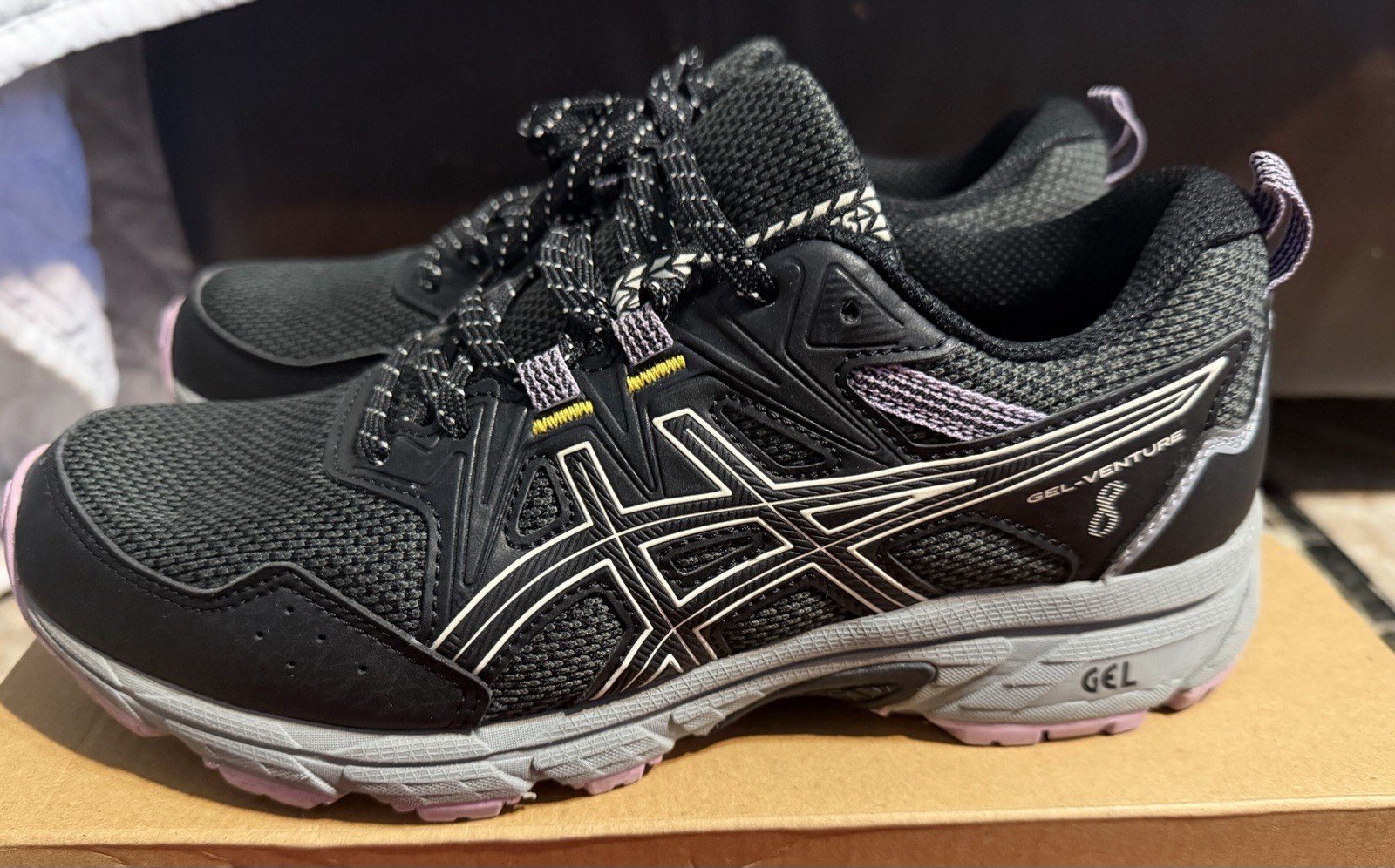 Asics Women’s Gel Venture 8 Sneakers Size 7 thumbnail 4