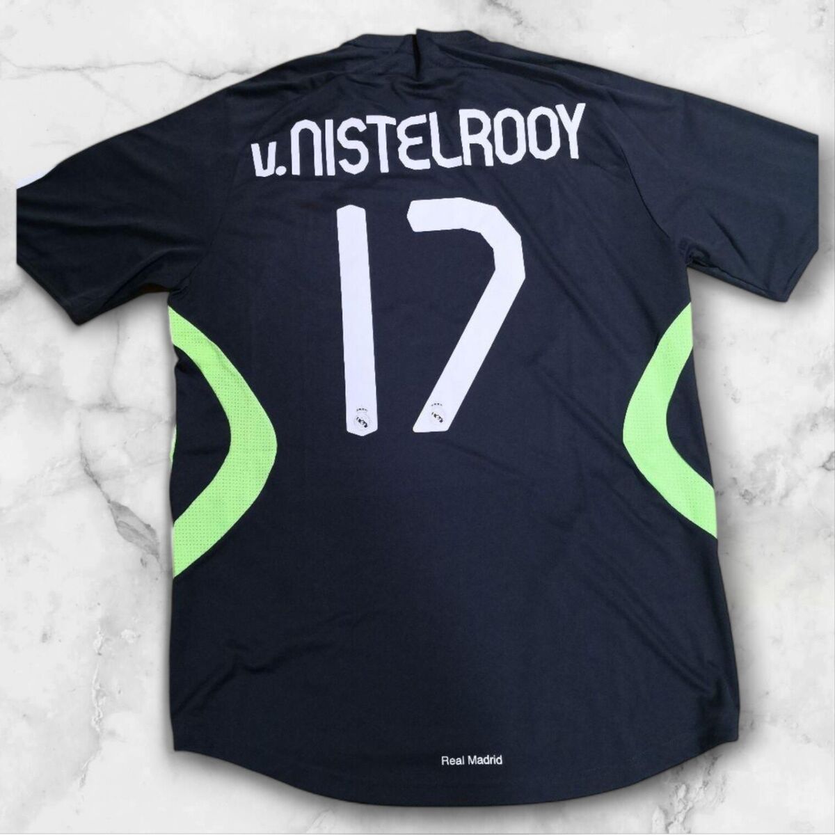 Real Madrid Van Nistelrooy Jersey M with Original Tag Real Madrid Van Nistelrooy Jersey M with Original Tag