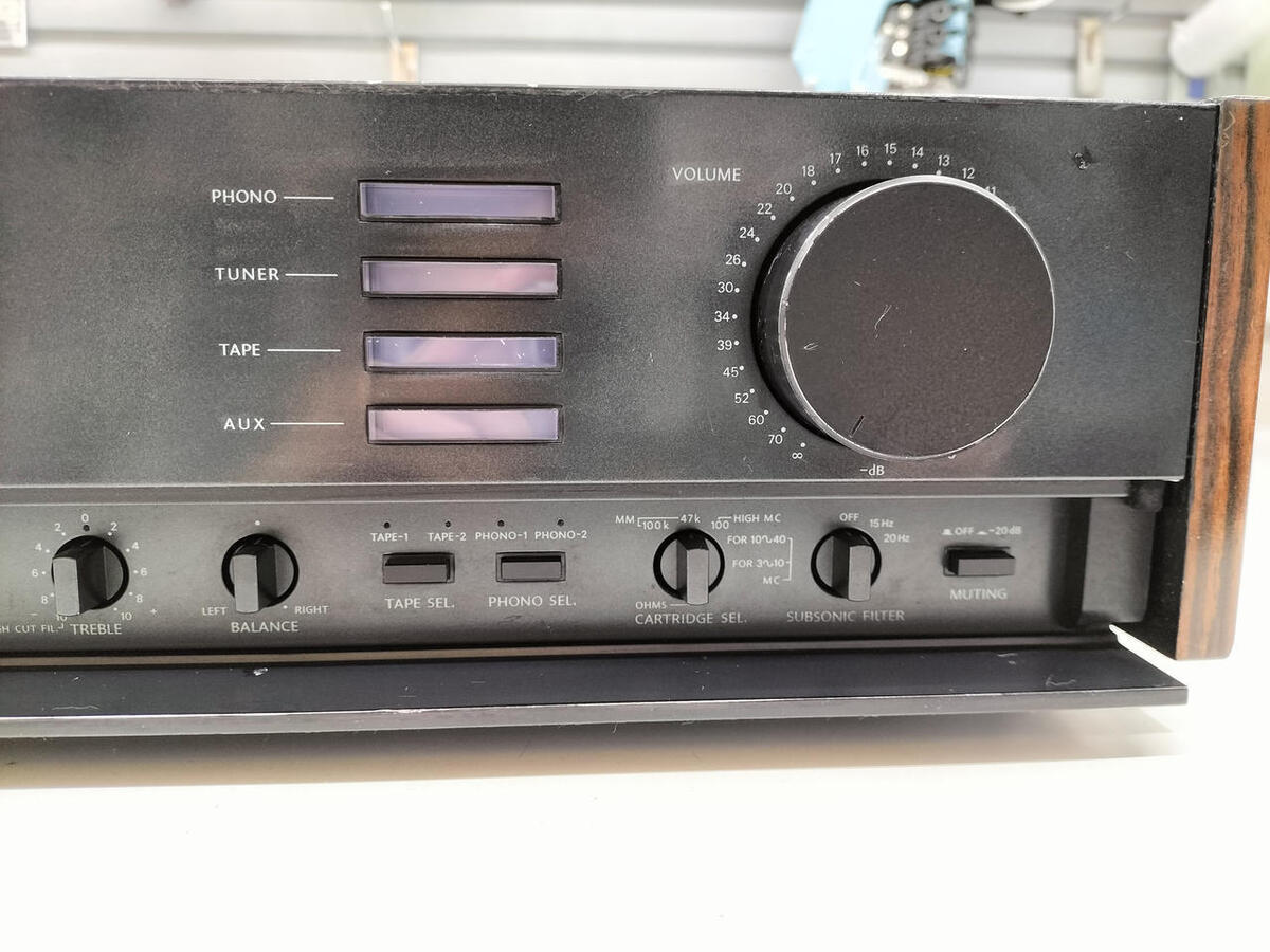 ONKYO INTEGRA P-309 Integrated Amplifier Condition: Good ONKYO INTEGRA P-309 Integrated Amplifier Condition: Good