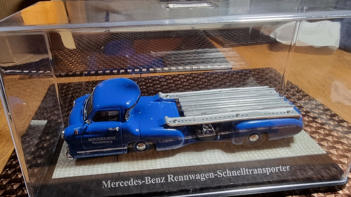 高品質，人気セール】 1/43 Mercedes-Benz Rennwagen-transporter