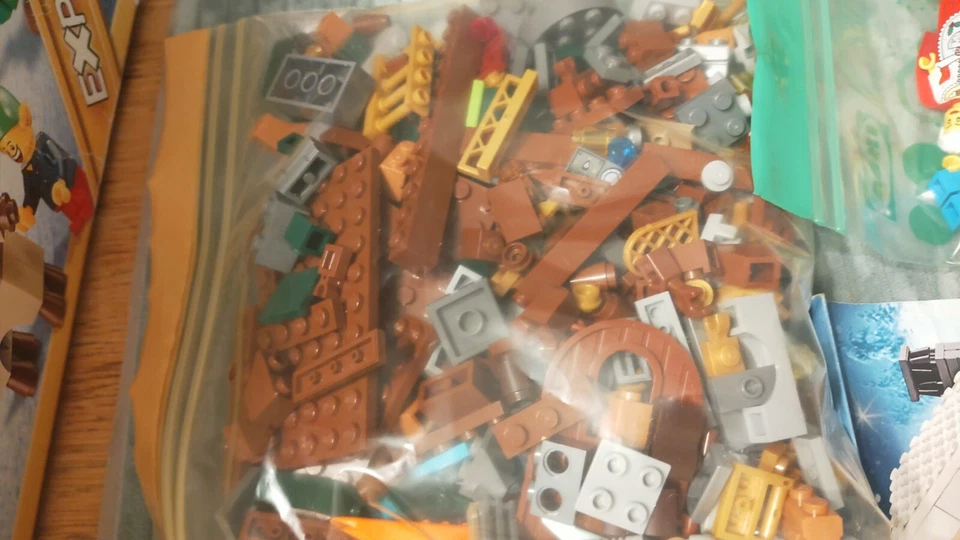 LEGO 10245 Santa's Workshop, photo 3 sur 5