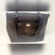 Coach Peyton Leather Signature Pocket Tote 16x10x4"