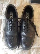 TOETECTOR black leather shoes loafers ex cond size 8