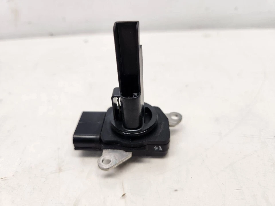 Medidor de flujo de aire Honda CR-V 2010-19 (2,4 L / AT) Foto 2 de 4