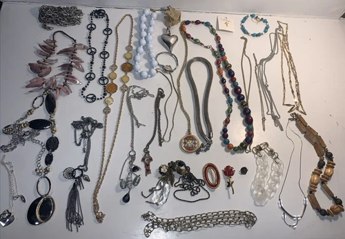 Vintage/Designer Unsearched Estate Jewelry Lot Lucite Wood Shell Enamel 28 ounce