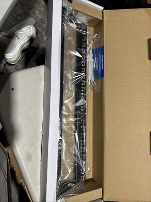Cable Matters 24-Port Blank Patch Panel Rackmount or Wall Mount Cat 6