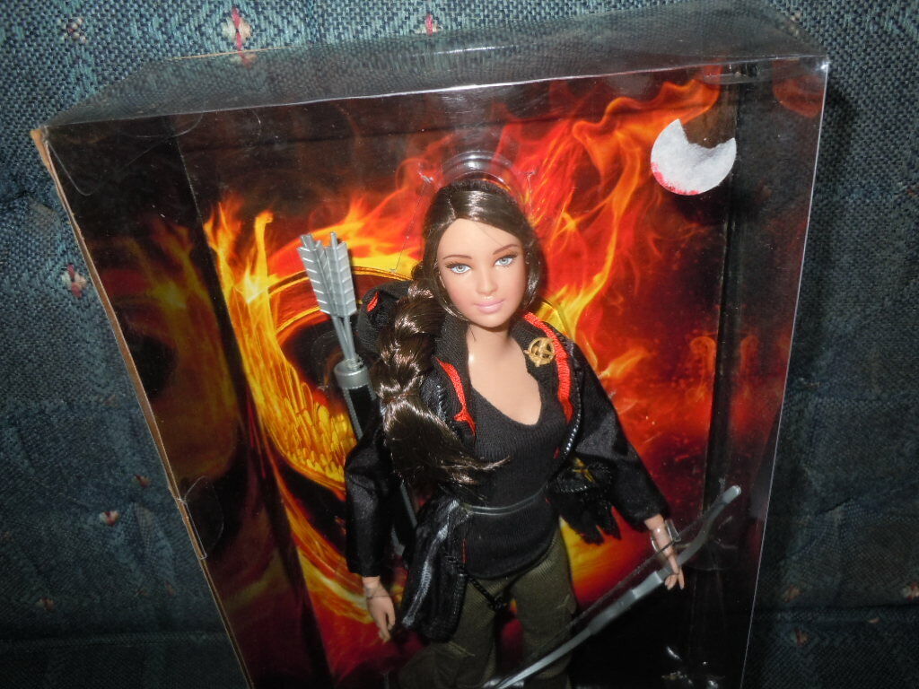 Boneca Barbie Collector Jogos Vorazes Katniss - Mattel