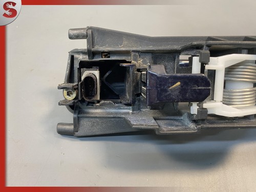 01-04 Mercedes W203 C240 Front Right Passenger Side Exterior Door Handle Blue - Picture 7 of 7