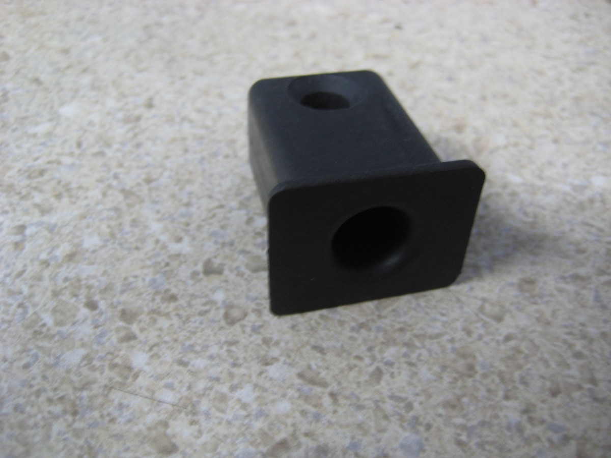 NOS OEM Kawasaki Seat Cover Damper 1988-97 ZX600 92075-1931 | eBay