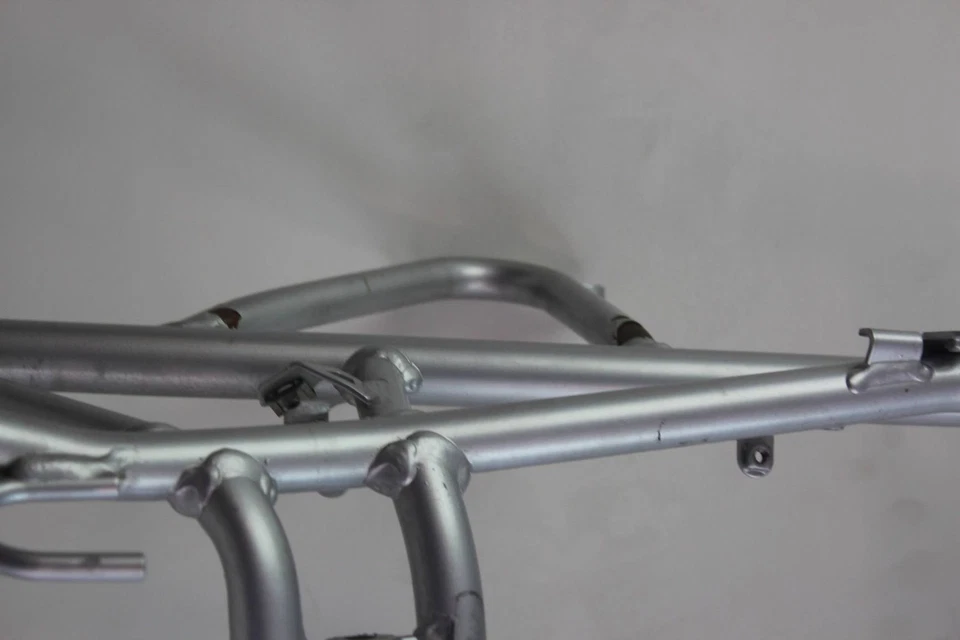 Marco de soporte de montaje de subchasis trasero BMW R1200R R1200 R 10-14 7718892 Foto 4 de 4