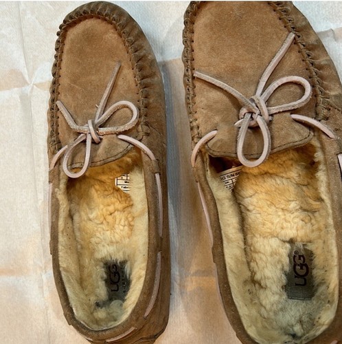 UGG Australia Women Dakota Moccasin Chestnut Slipper US Size 8 Great Condition - Picture 2 of 10