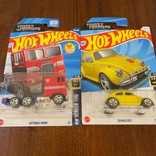 Hot Wheels Transformers Optimus Prime & Bumblebee yellow HW Screen Time