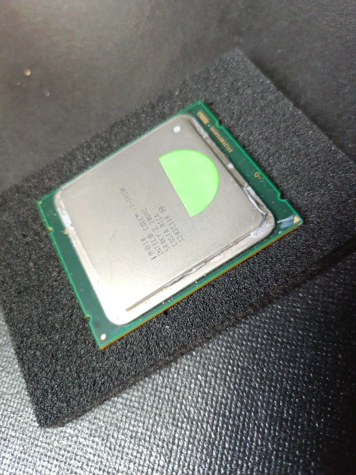 Procesador Intel Core i7-3930K 3,2 GHz seis núcleos SR0KY Foto 2 de 2
