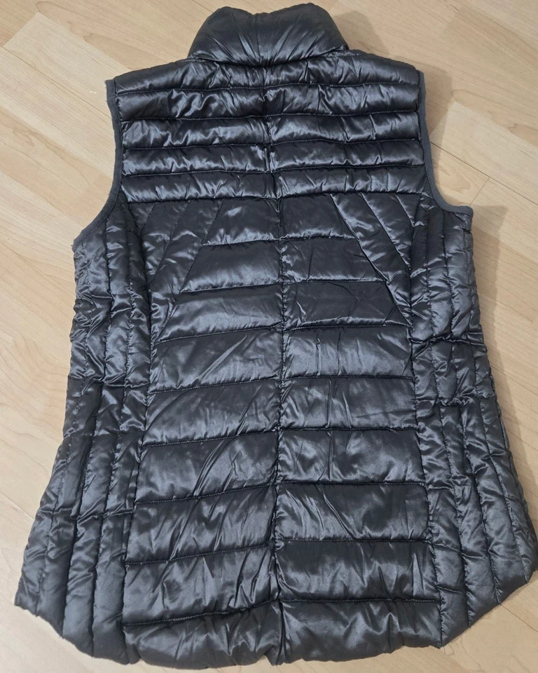 Bernardo Quilted Goose Down Puffer Vest F1014 Women’s Size Small - Image 2 of 4