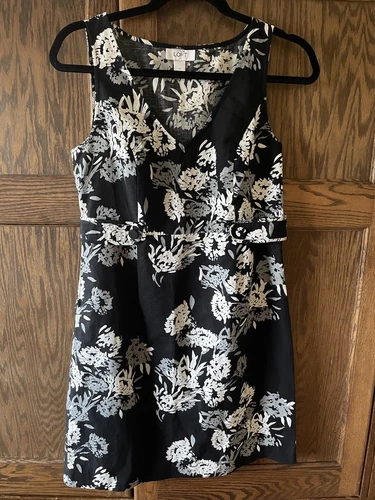 NWOT Ann Taylor Loft Women's Sleeveless Sheath Dress Black with Flowers Size 4