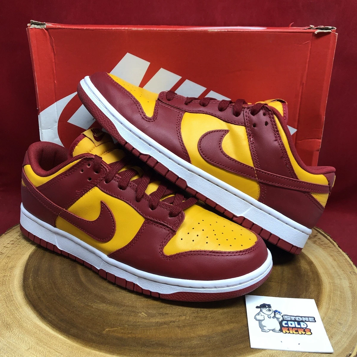 Nike gold red sale