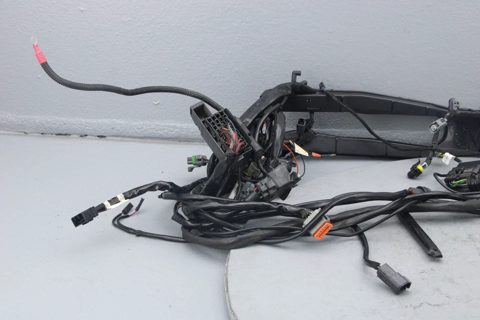 Harley Electra Glide Ultra Classic 2006 FLHTCUI cableado principal arnés video Foto 3 de 4