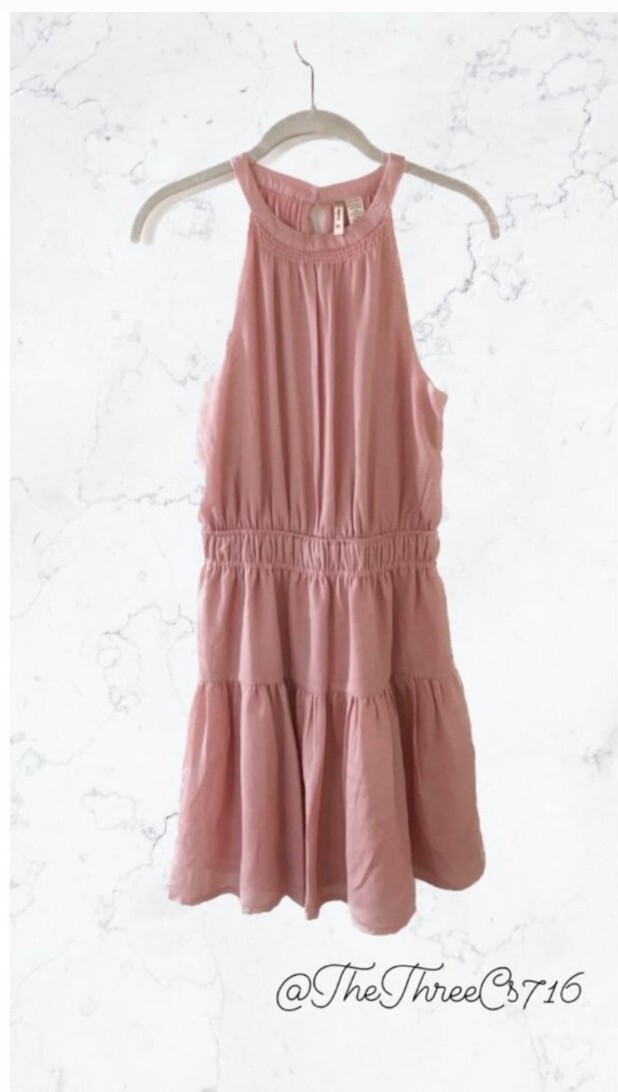 Japna size M open back peach dress