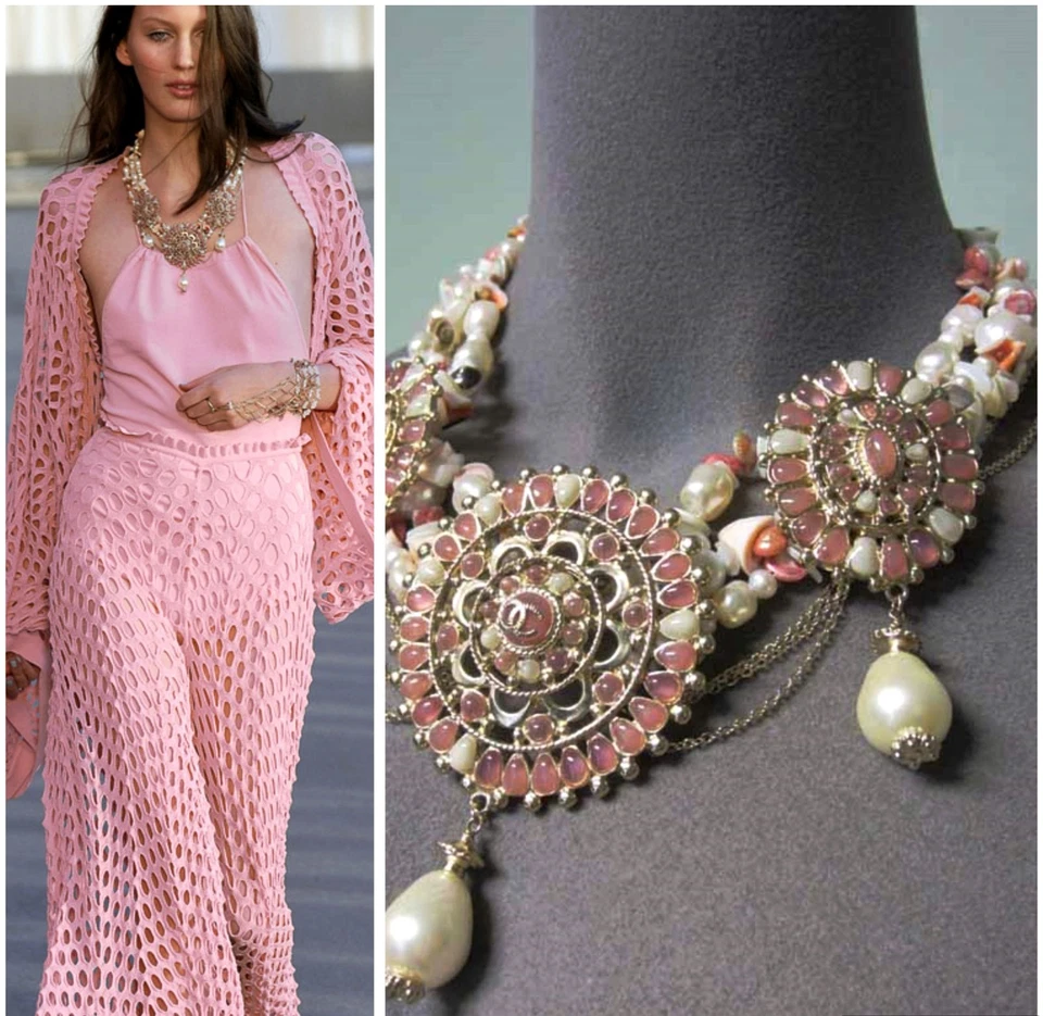 Chanel AUTH CC Logo Pink Tan Medallions Glass Beads Pearls Seashell Necklace 11C