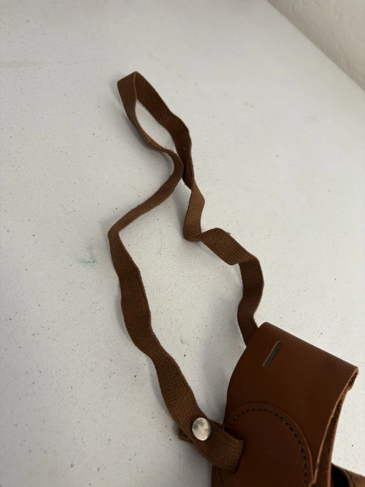 Винтажная наплечная кобура 1970-х BIANCHI #210 OMC AMT под правую руку первозданная с сумкой - Изображение 3 из 4