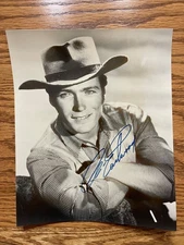 VINTAGE AUTHENTIC SIGNATURE OF CLINT EASTWOOD PHOTO FROM TV SERIES RAWHIDE!