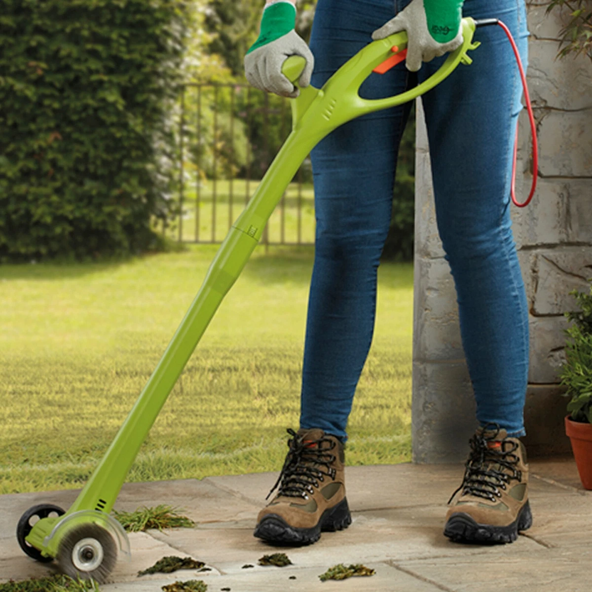 Image of Garden gear weed sweeper with short handle