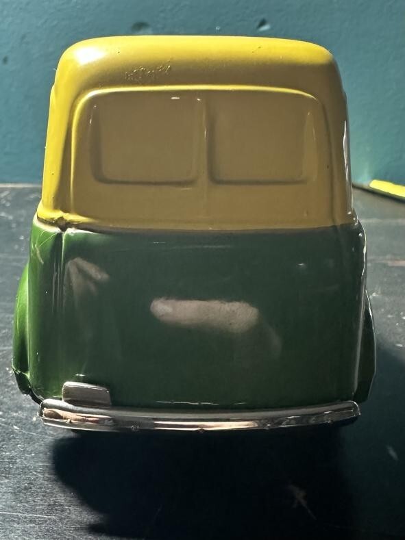 Picture 4 of 11