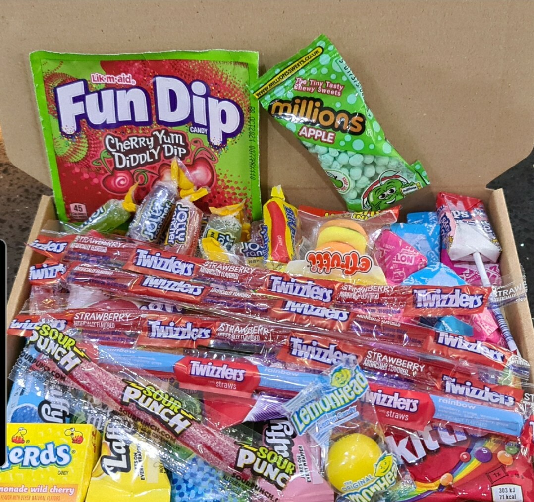 60 PERSONALISED American SWEETS Gift Box USA Candy Hamper Birthday