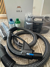 HYLA Nimbus Komplettset, Schlauch, Düsen/Aufsätze & Reinigungsmittel schwarz